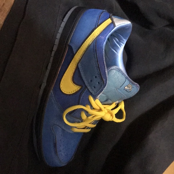 Nike SB powderpuff girls sneakers size 10 U.S - Picture 2 of 5